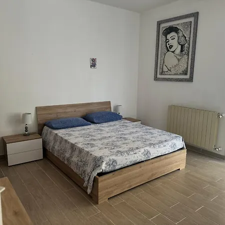 Casa Sole Sofie Apartment *